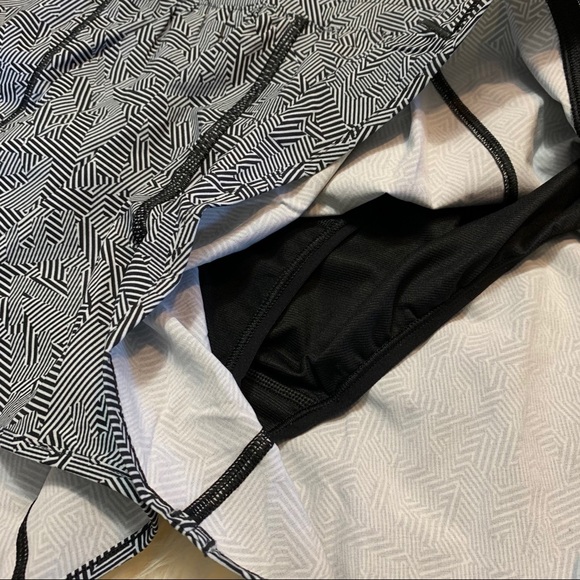 SALE!! Seawheeze 2020 shorts 10 tall NWT - Picture 4 of 9